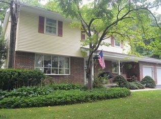 765 Rockport Rd, Hackettstown, NJ 07840