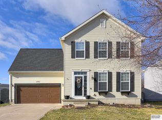 2102 S Mineral Dr, Papillion, NE 68046