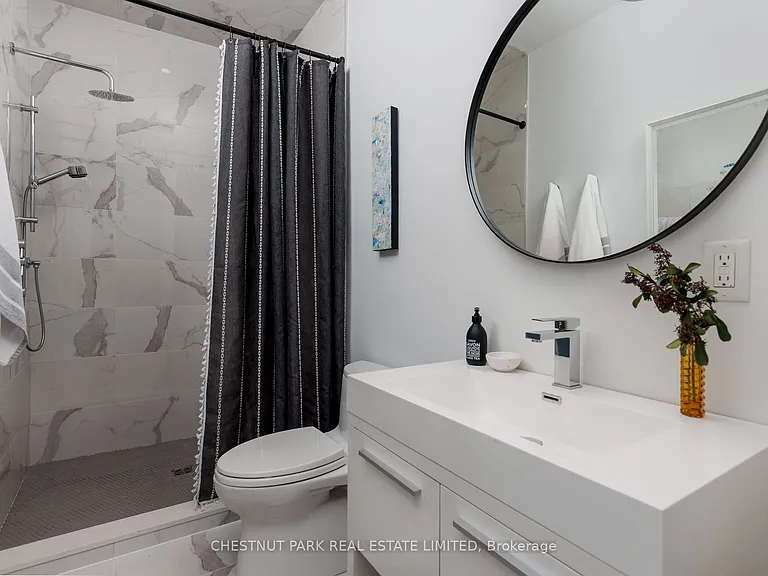 90 Sumach St #313 — Photo 18