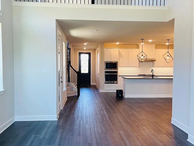 9028 Winding Creek Dr — Photo 18