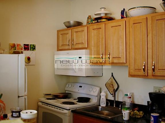 5th image of 51 Queensberry St APT 7