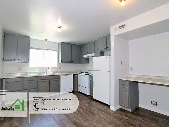 4th image of 2487 Court St #1