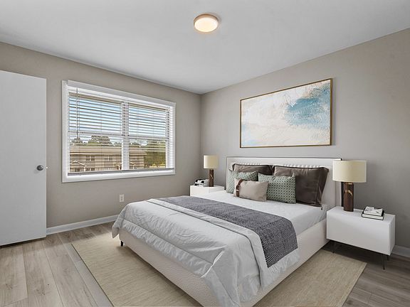 3rd image of 535-561 Braxton Blvd #541