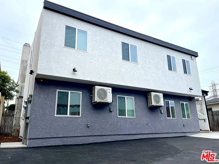 2602 Carnegie Ln #6 — Photo 3