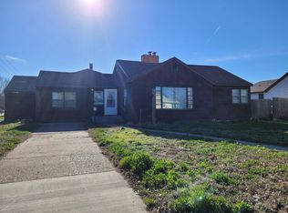 406 S Strevell Ave, Miles City, MT 59301