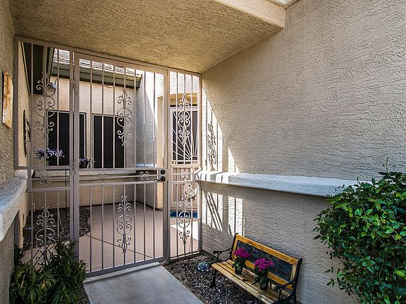 5th image of 2751 E Buena Vista Dr