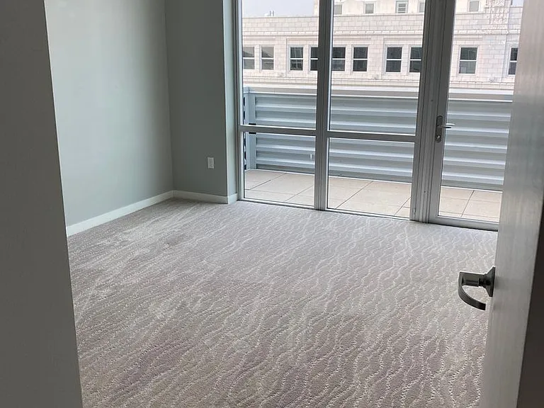 Metreau Apartments — Photo 62