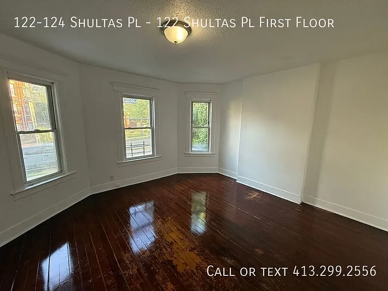 122-124 Shultas Pl #1 — Photo 11