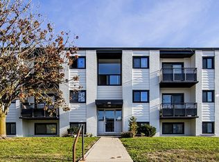 159 University Ave E #1-BEDROOM, Waterloo, ON N2J2W4
