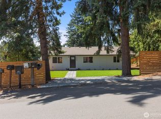 4663 S 166th St, Seattle, WA 98188