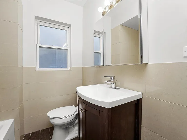 4843 Lee St #3 — Photo 19