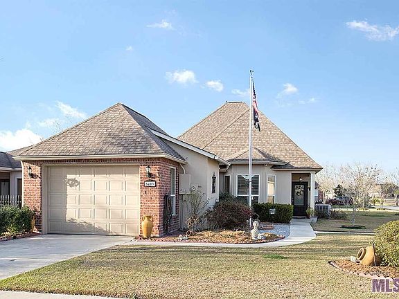 2nd image of 5403 Courtyard Dr