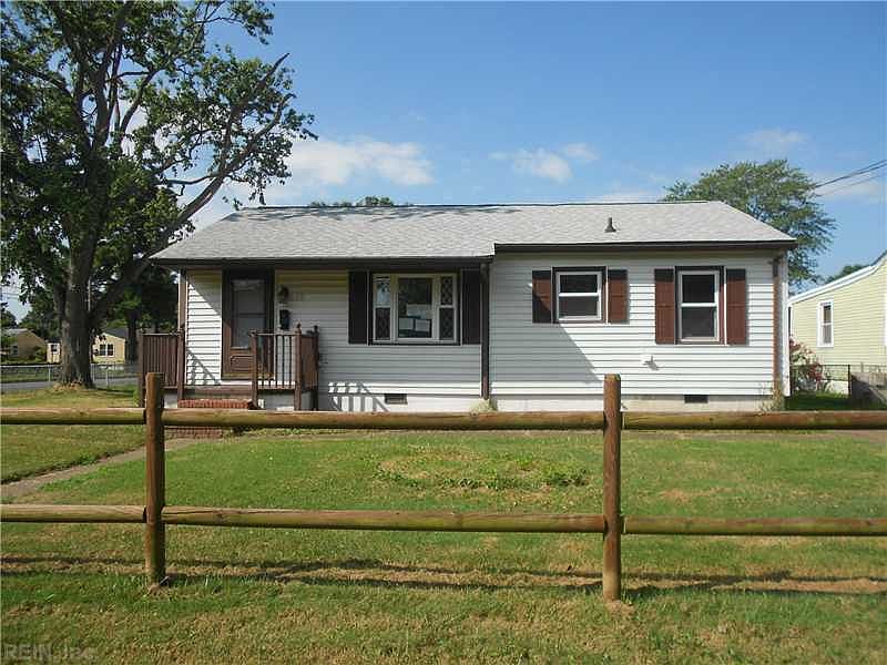 1st image of 18 Twin Oaks Dr