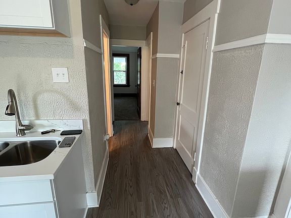 4th image of 931 S 74th St #931