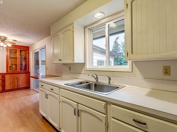 5th image of 8001 NE 332nd St