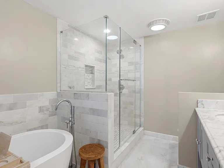 911 Riva Ridge Dr — Photo 41