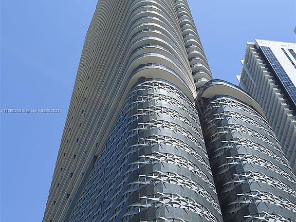 3rd image of 1000 Brickell Plz #2904