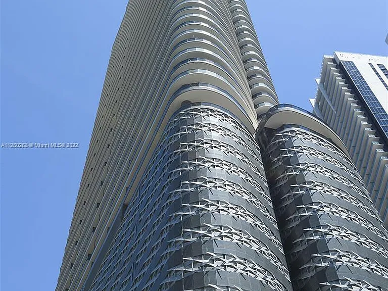1000 Brickell Plz #2904 — Photo 3