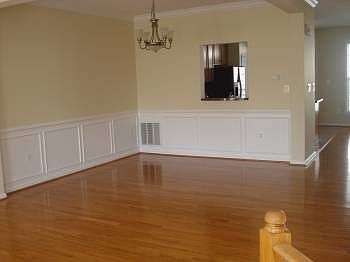 3rd image of 5605 Sheals Ln