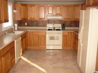 5025 Pine Dr, Jackson, MI 49201