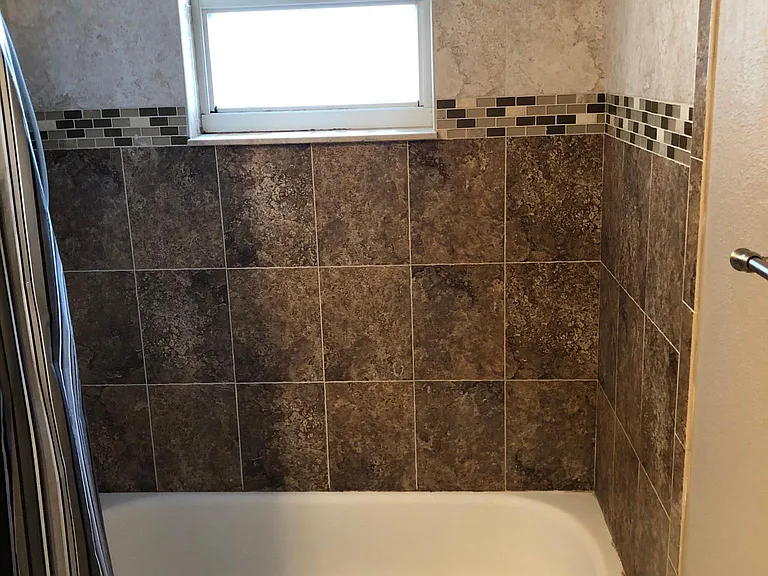 15911 Layton Ct — Photo 6