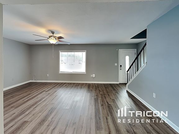 3rd image of 2543 Golden Poinciana Pl
