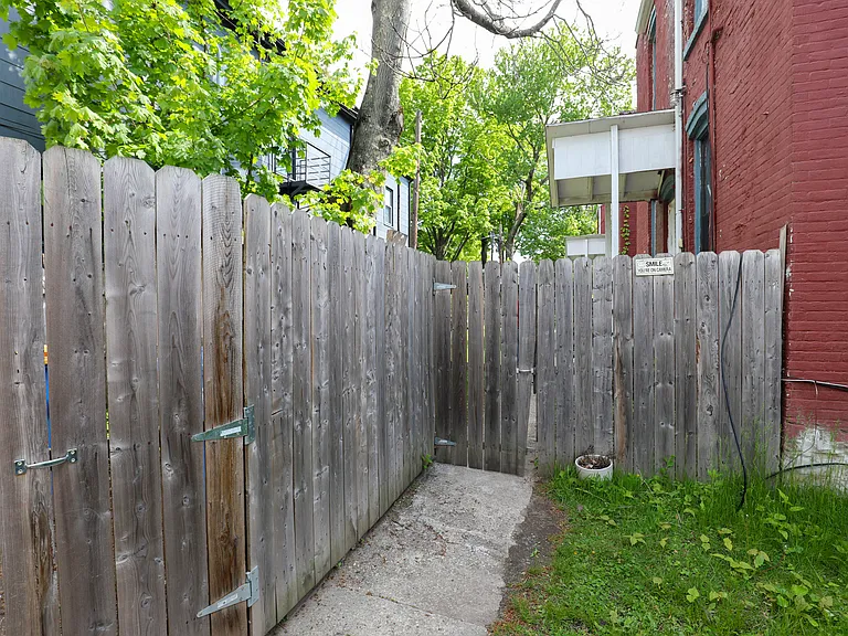 141 Saint James St #4A — Photo 18