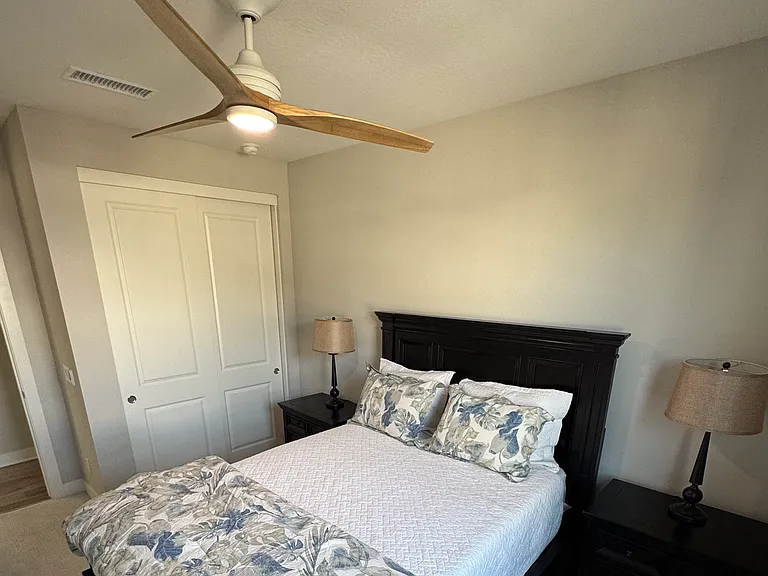 Secondary bedroom
