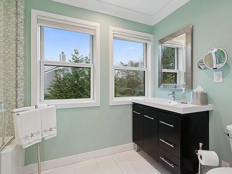 50 Hubbard Ln #117 — Photo 13