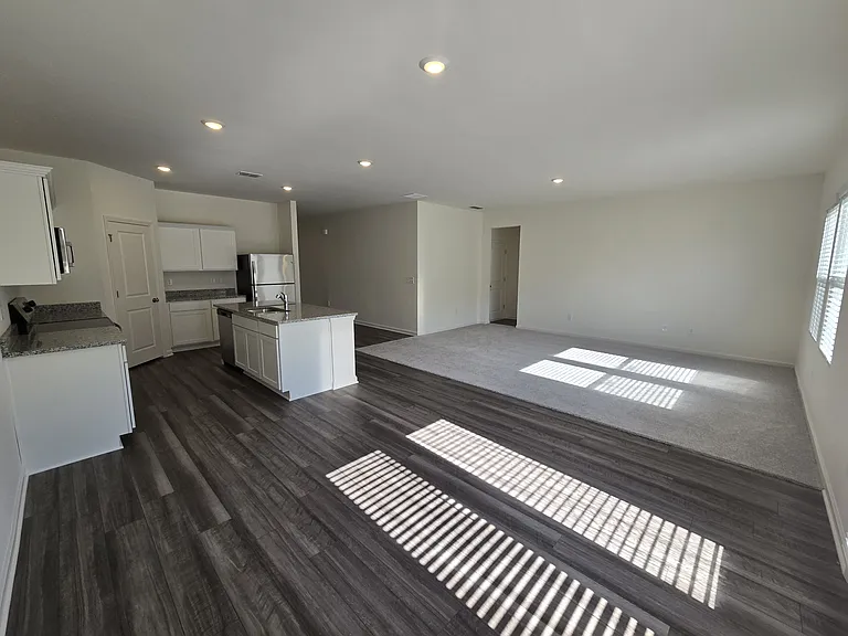 73 Rowlett Pl — Photo 7