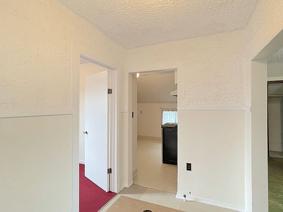 2nd image of 817 Parent Ave