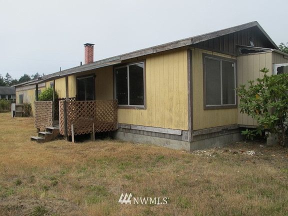 2nd image of 1647 S Broadway Street