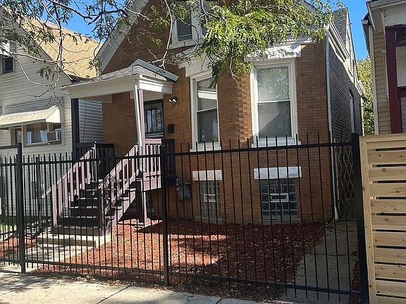 3rd image of 6809 S Wolcott Ave