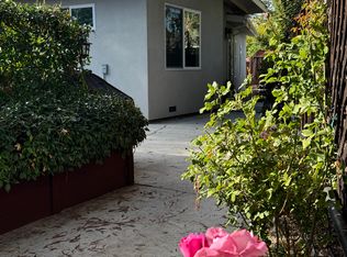 3083 Waverley St, Palo Alto, CA 94306