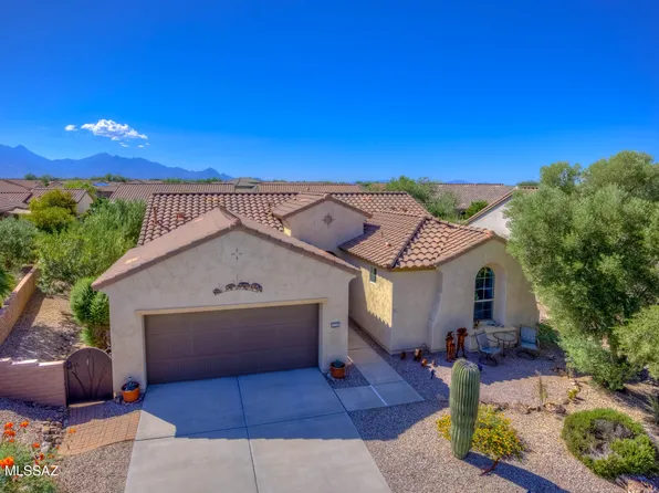 2210 E Eager Dr, Green Valley, AZ 85614