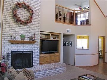 5th image of 8419 Vista Verde Pl NW