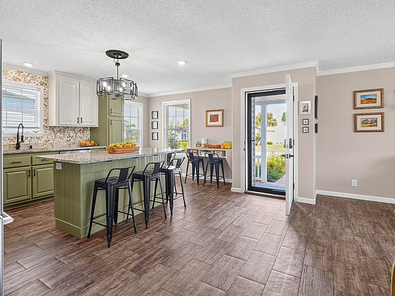 3rd image of 227 Lakeside Crossing Dr. #Lakeside Crossing
