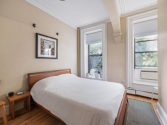 5th image of 172 Lafayette Ave Floor 3
