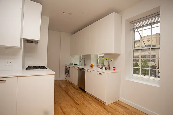 Rented by Blip LLC | media 26