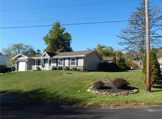 127 Layton Dr, Butler, PA 16001