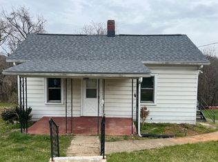 866 E Cleveland Ave, Vinton, VA 24179
