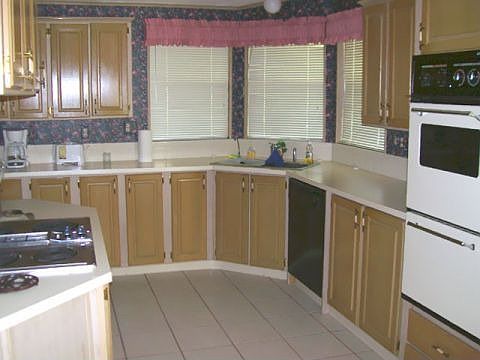2nd image of 5490 San Luis Dr