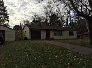 1950 Flandrau St N, Maplewood, MN 55109
