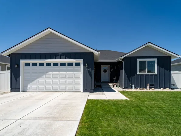 1679 Opal Dr, Elko, NV 89801