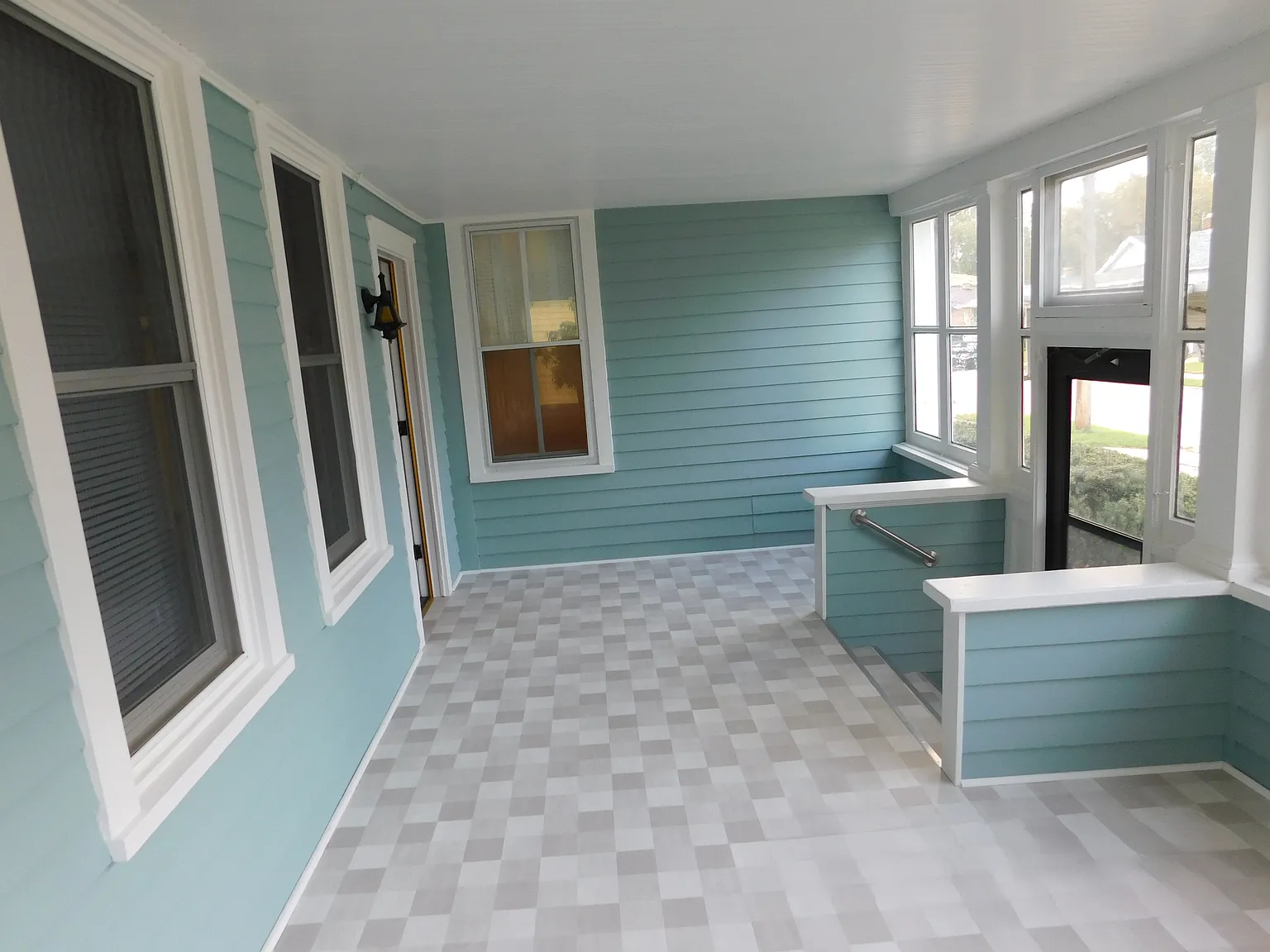 5 bed, 1276 sqft, $1,895 — Photo 4
