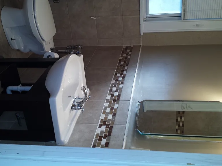 148 Manning Blvd — Photo 5