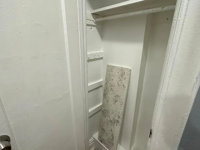 149 Zabriskie St #21 — Photo 5