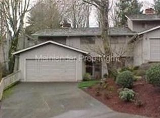 4 Bloch Ter, Lake Oswego, OR 97035