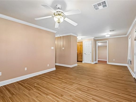 3rd image of 757 Canton St