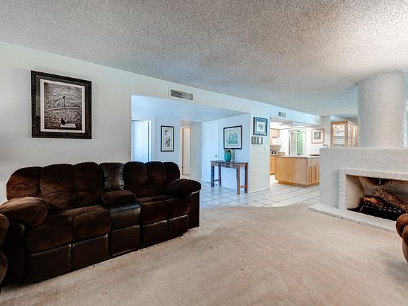 005_Living Room II